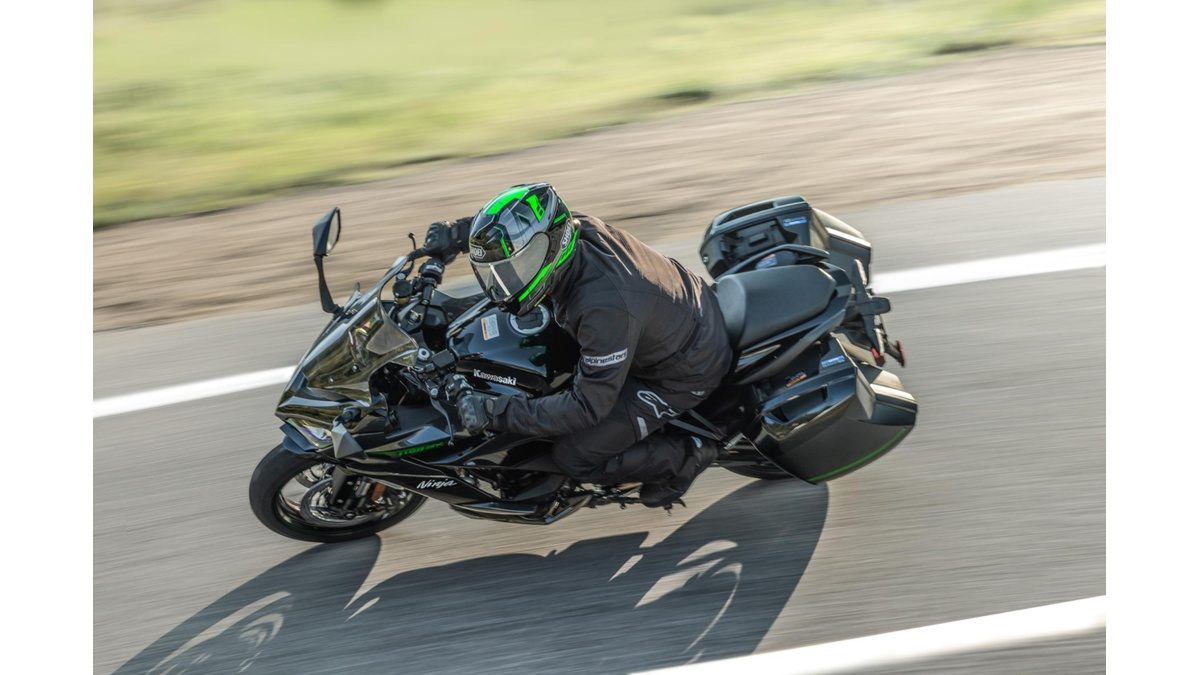 Kawasaki Offering Free Panniers Worth ₹1.25 Lakh With Ninja 1100SX